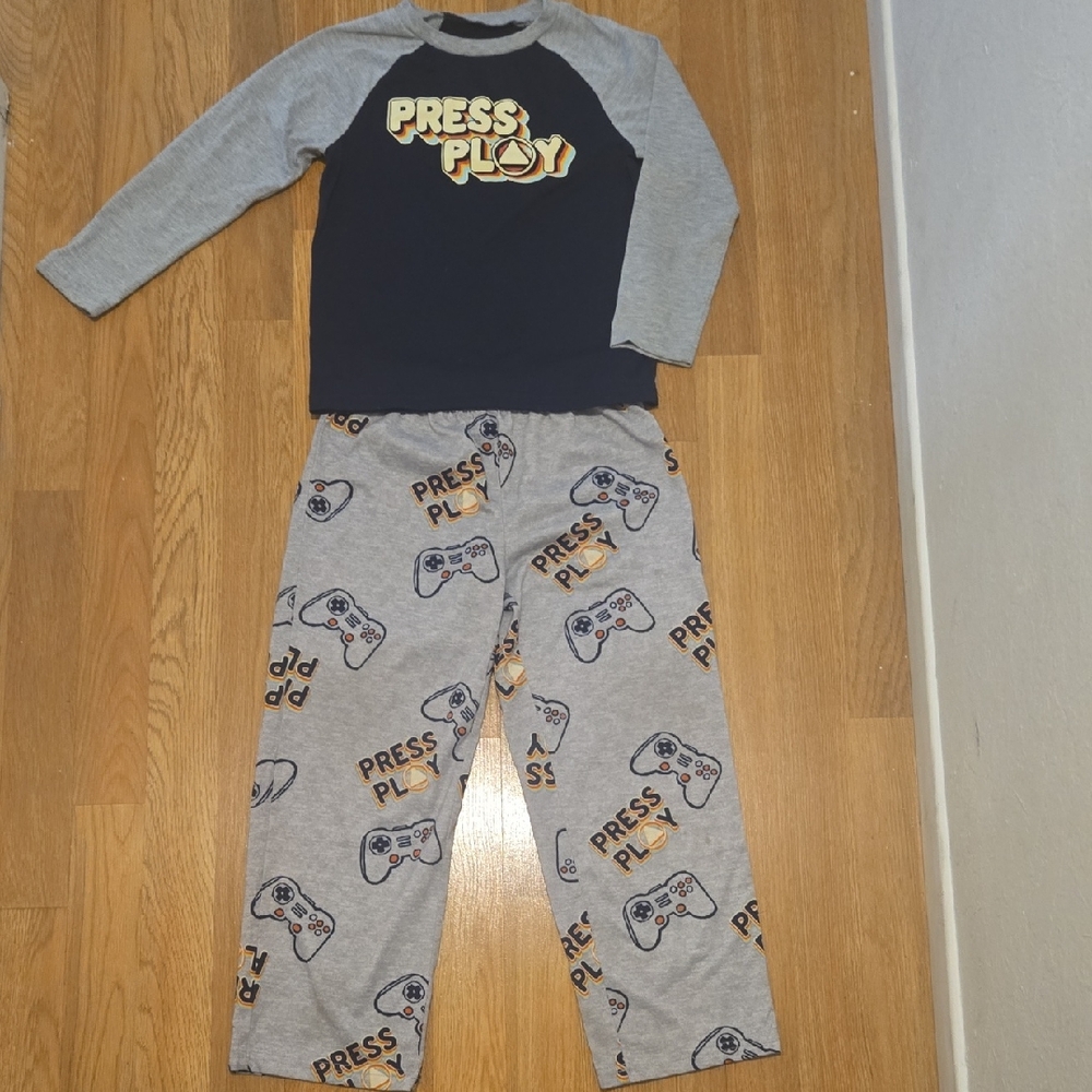 Kids 'Press Play' Grey & Black Pajama Set